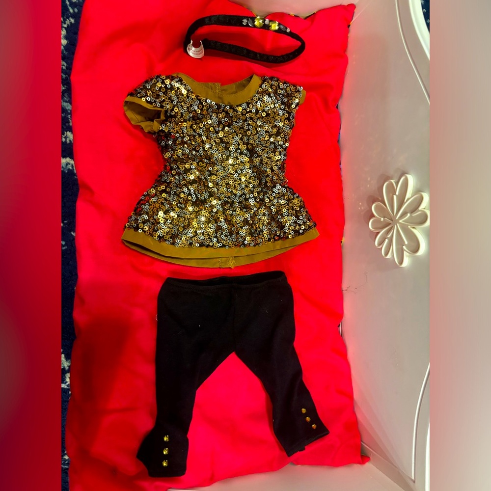 American Girl Doll - Golden Sparkle Outfit